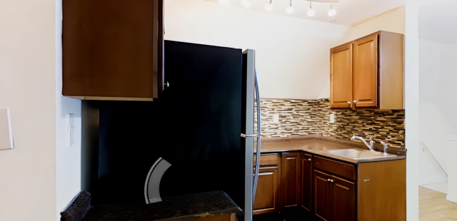 2319 East Genesee St 2