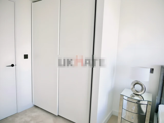 UM-White City Living 5 3