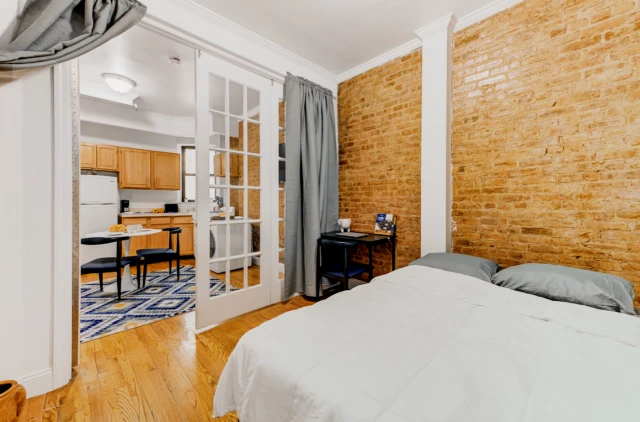 The Lexington House 2