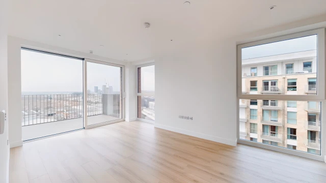 12 Quay Walk 23620# 1
