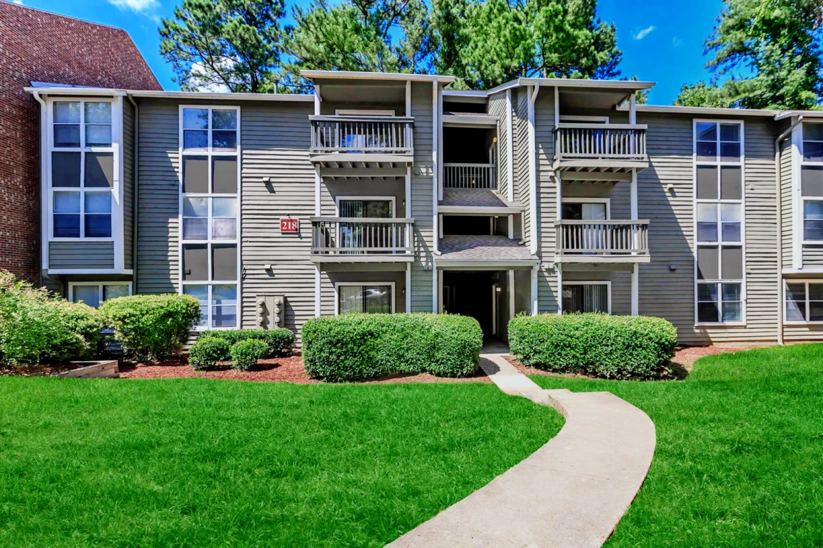 Sunstone Apartments - Chapel Hill student accommodation