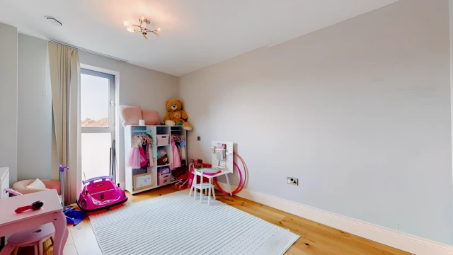 Eastcote Avenue 23692# 4