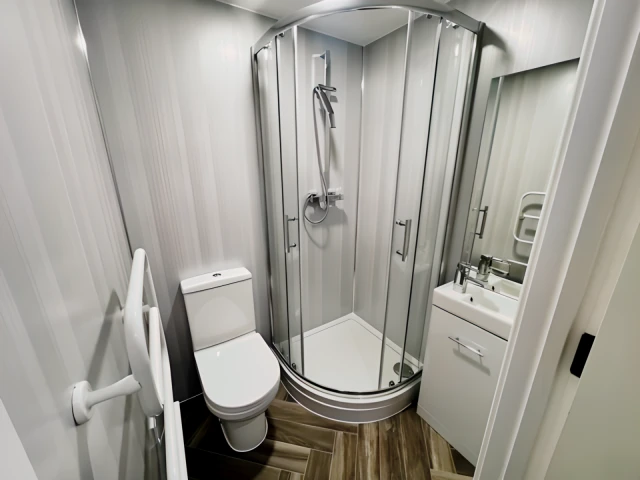 Flat 5, Market Street, NG1 6HY 3