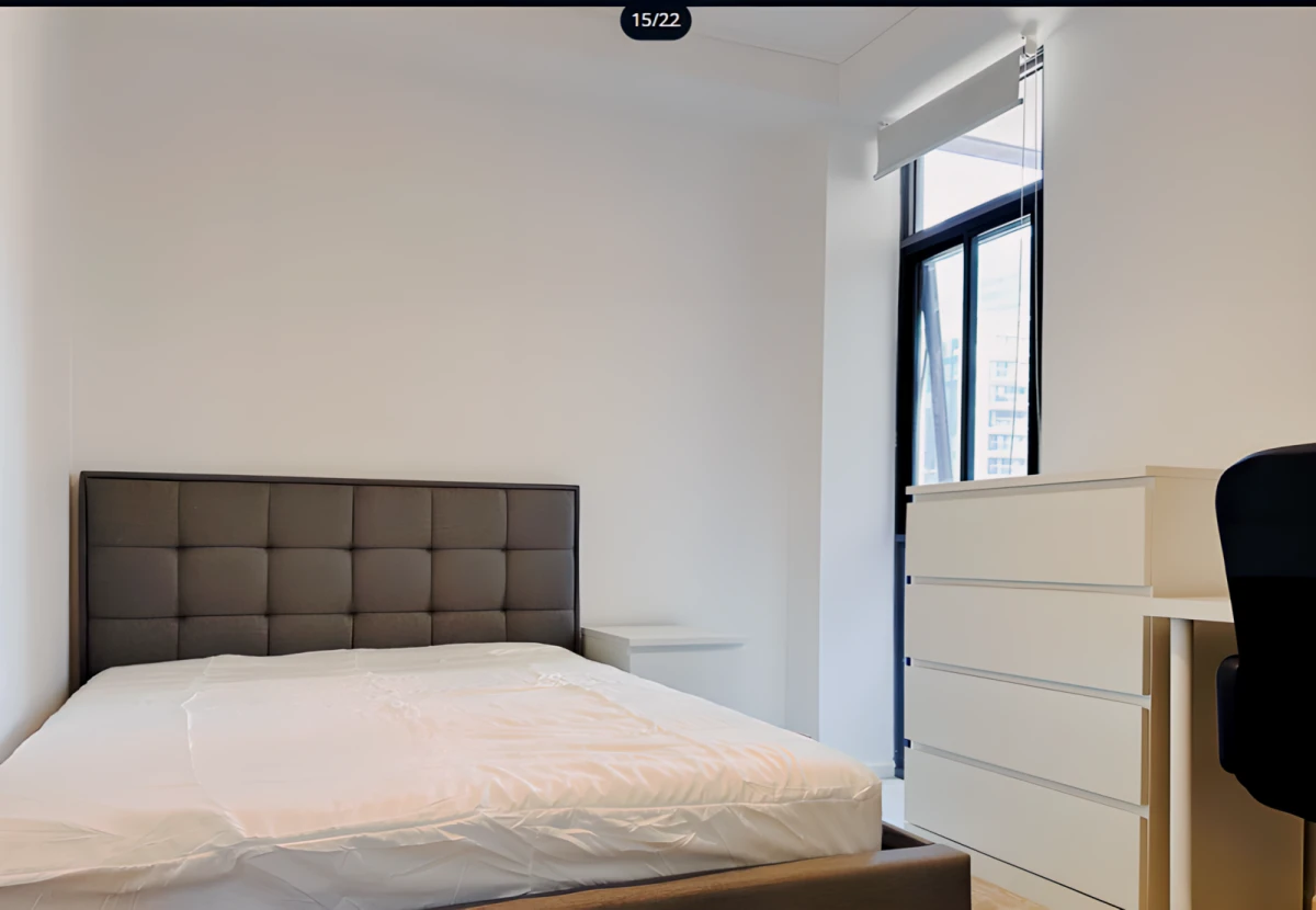 181 Exhibition Street 0