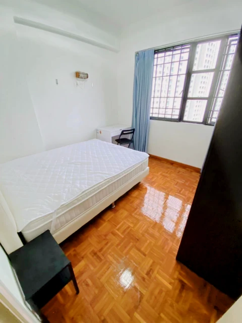 Central Green Condominium - Z