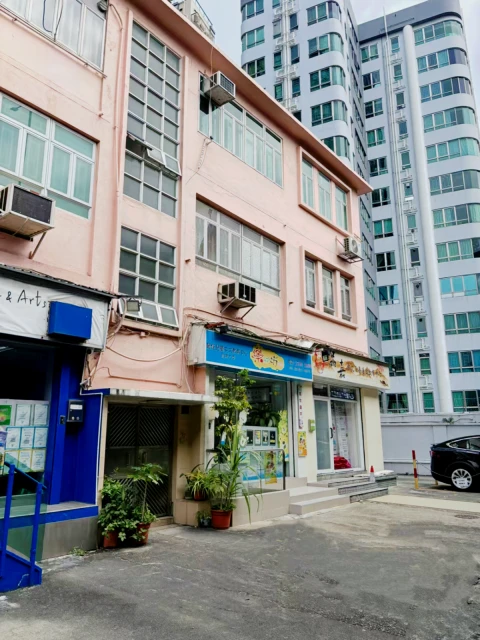 Kowloon Waterloo Road studio 1
