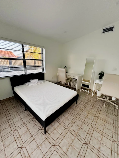 703 SW 100th Ct Cir 2