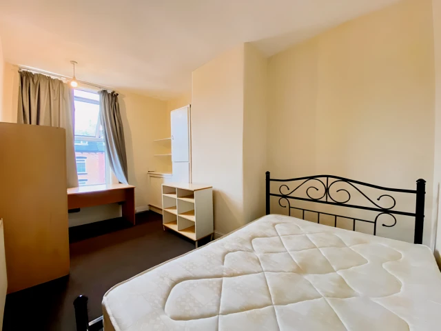Royal Park Avenue 24213# 3