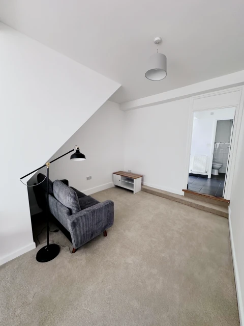 Highland Crescent , BS8 2YA 1