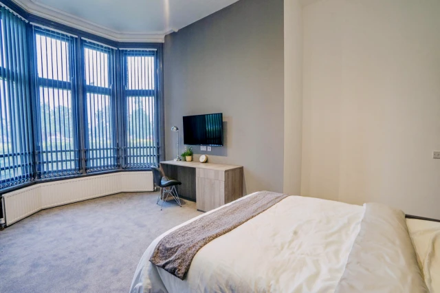 Room 10, Regent Road, LE1 7PA 1