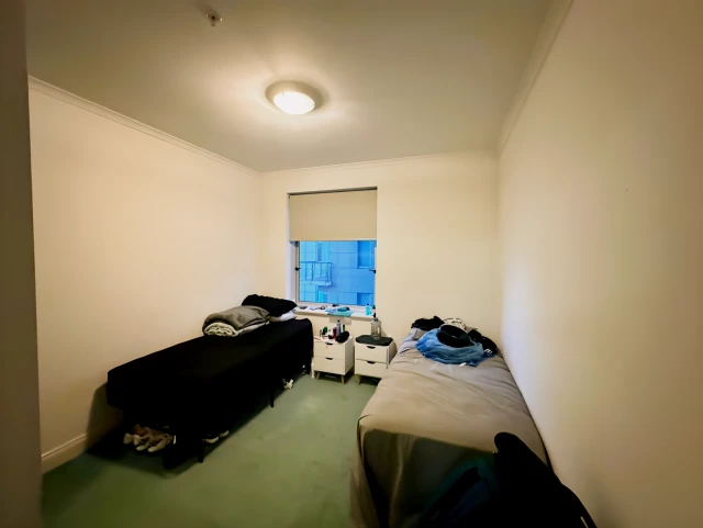 Students Share room 2