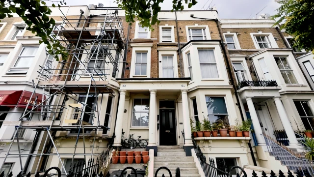 West Cromwell Road 24865# 1
