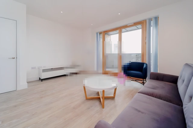 LCH-Starling Court 2