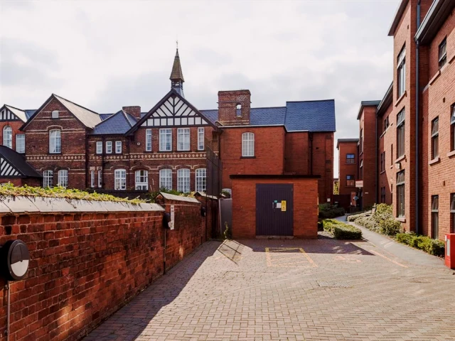 Abbeygate 2
