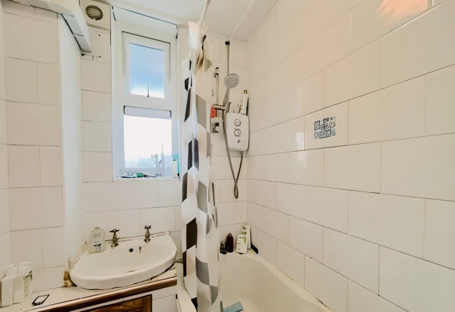 Castle Road - ロンドンの学生向け宿泊施設 - 4 Bedroom 1 Bathroom