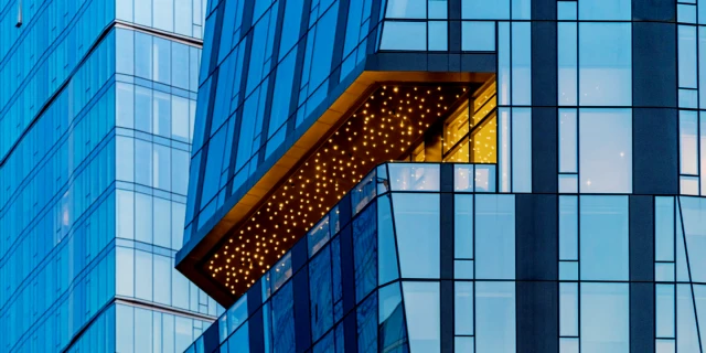 Waterline Square 3