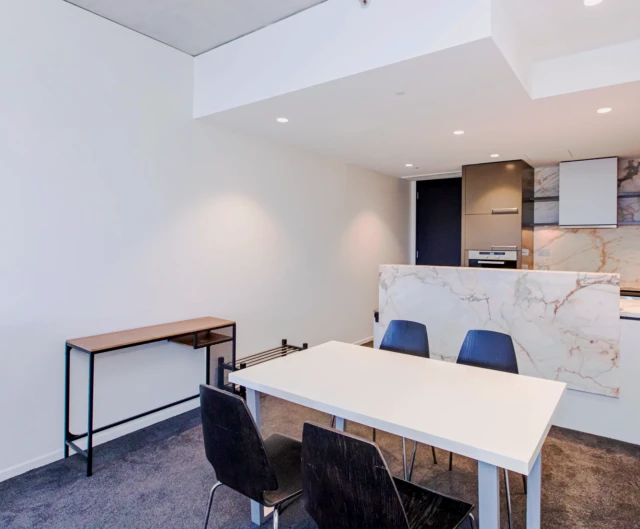 21 Marcus Clarke St 1