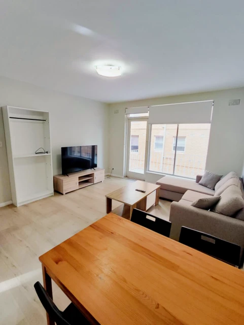 28 Addison St 2