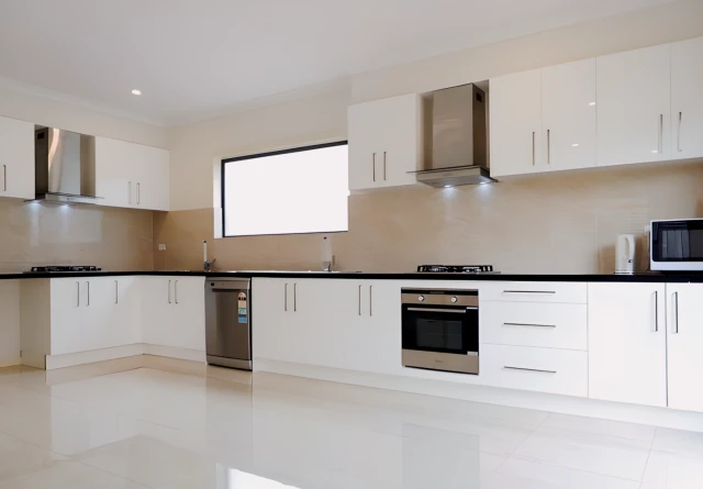 8A Stockdale Avenue 2