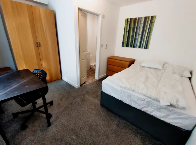 261 Sir Henry  Parkes Road 3