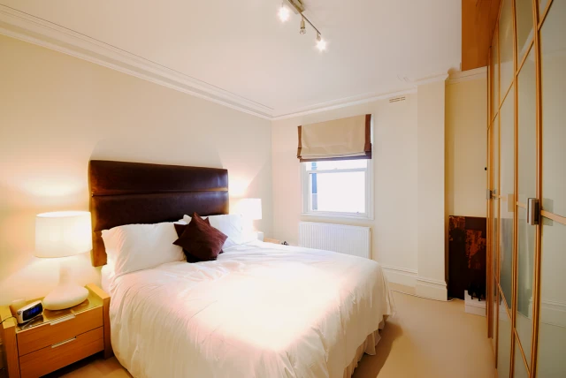 Ashburn Gardens, South Kensington 4