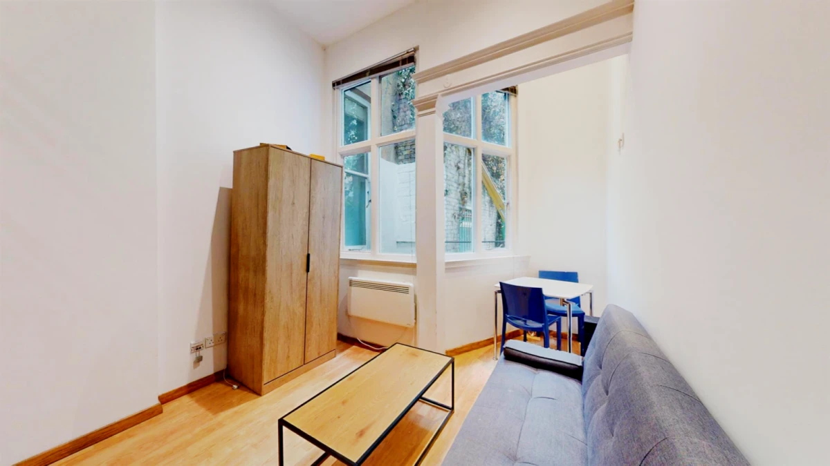 Linden Gardens, Notting Hill 0