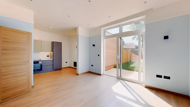 Colyton Road 25933# 1
