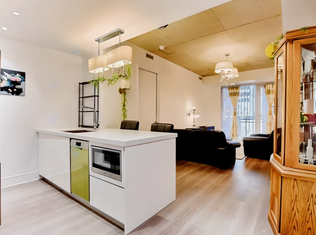 702 - 1188 Av. Union 2