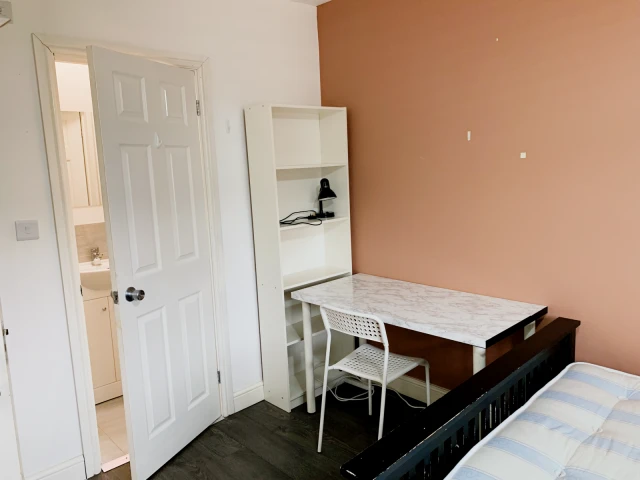 236 Sir Henry Parkes Road 1