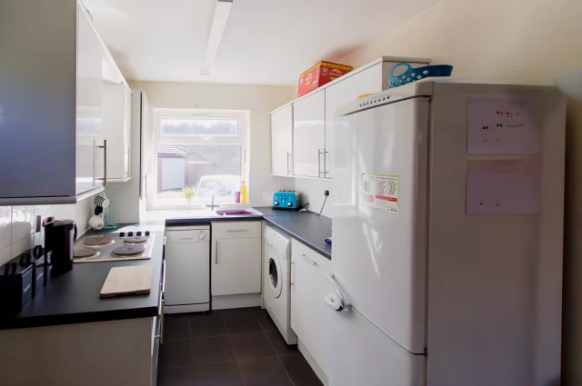 Meanwood Road 26599# 1