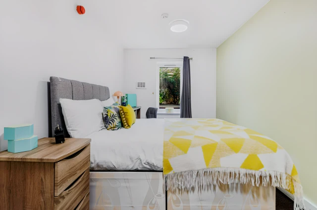 Hyde Park Terrace 26217# 3