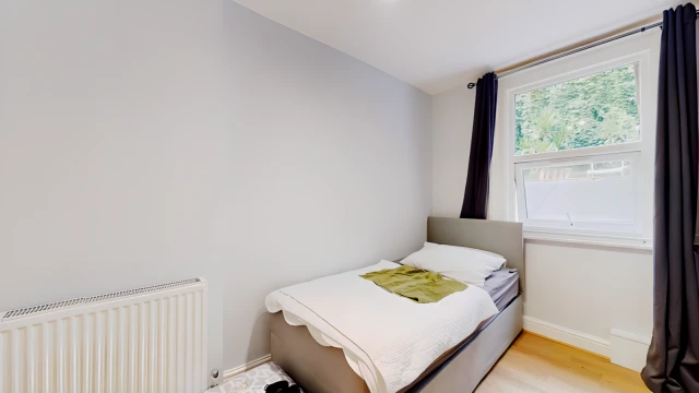 Lexham Gardens 26742# 2