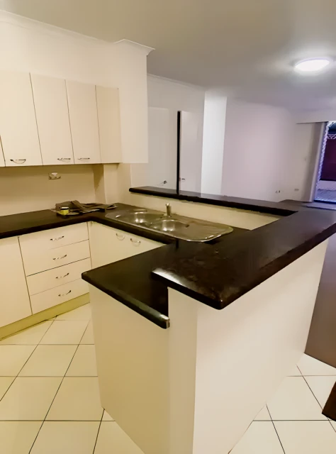 93 Dalmeny Ave 3