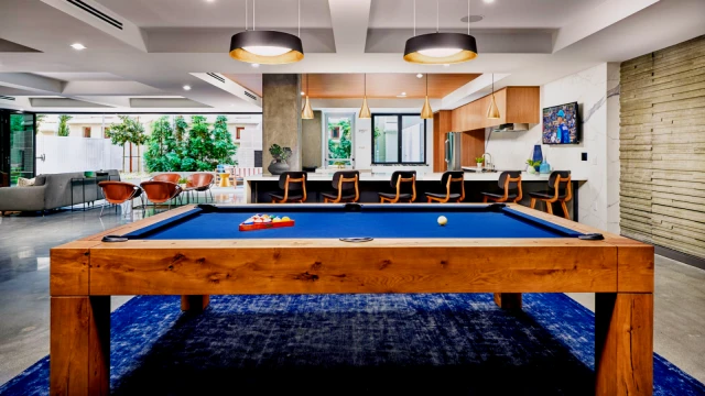 STOA Apartments 4