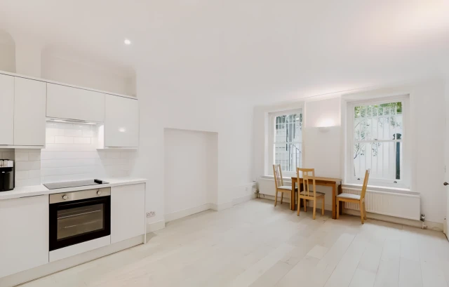 LH-Cadogan Place 4