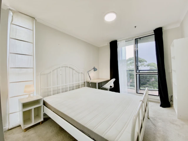 44-50 Gardeners Rd 2