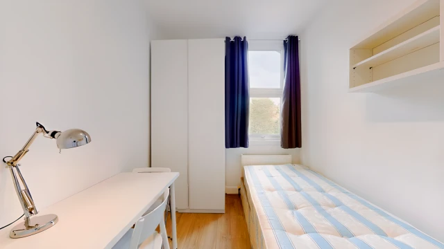 Talgarth Road 27355# 2