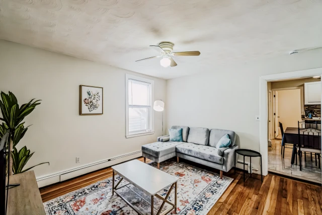 East Cambridge #1810