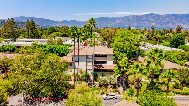 Orange Grove Circle Apartments 1