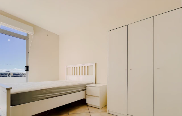 1 Beissel St - Canberra student accommodation - 4 bed 2 bath-single room