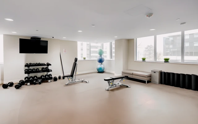 Sky Residence - Balliol Street & Yonge Street 2