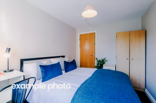 Flat 9, Newton House 3