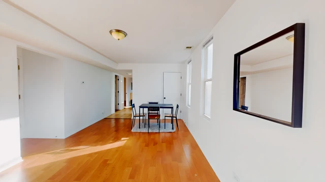 1841 North Mozart Street 2