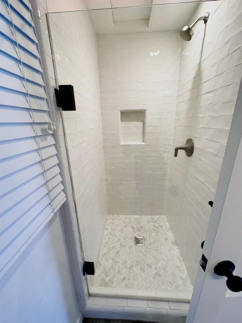 1214 Coast Village Road 2