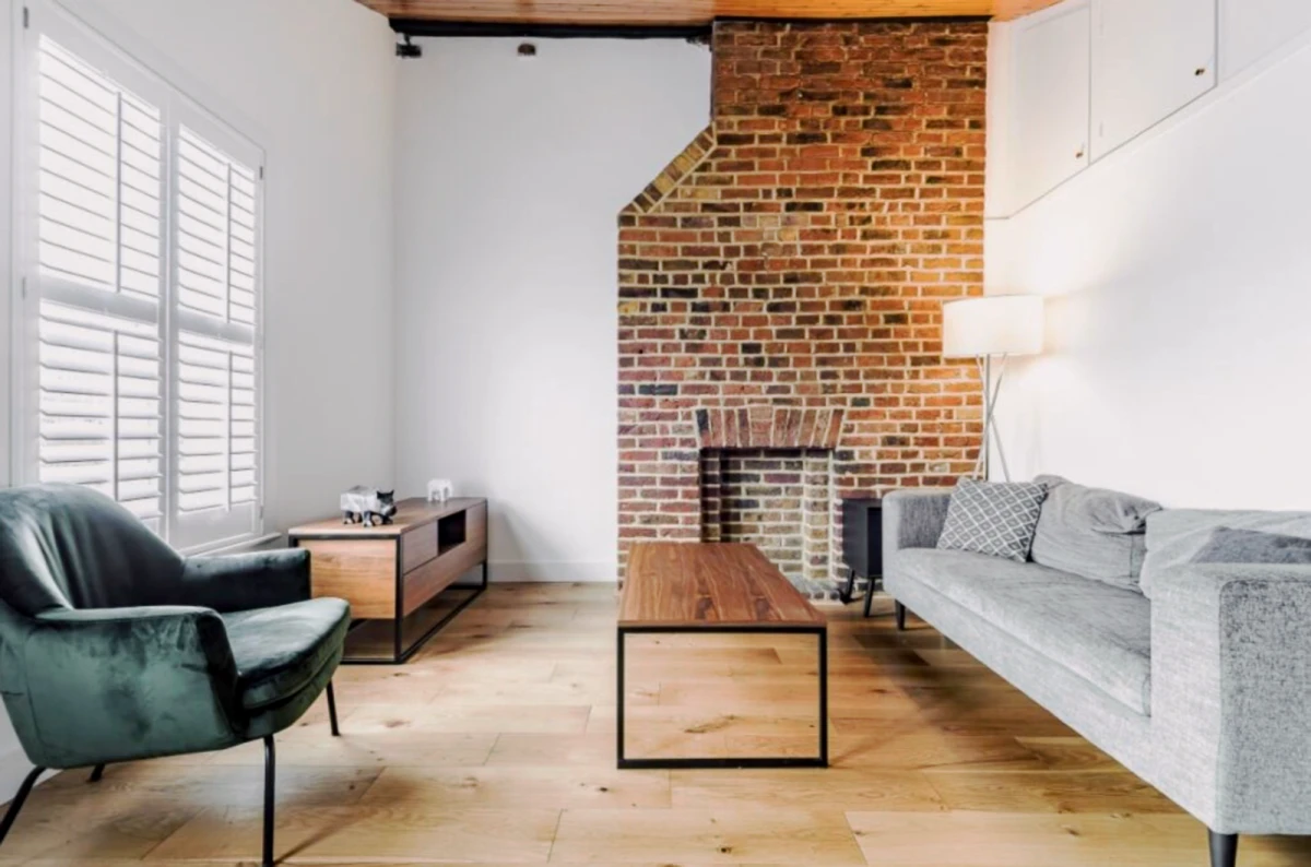 LH-Battersea Bridge Road 0