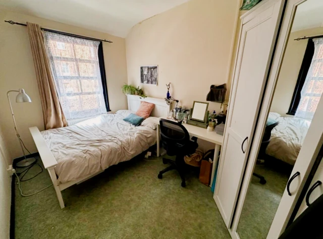 LH-Tavistock Street 1