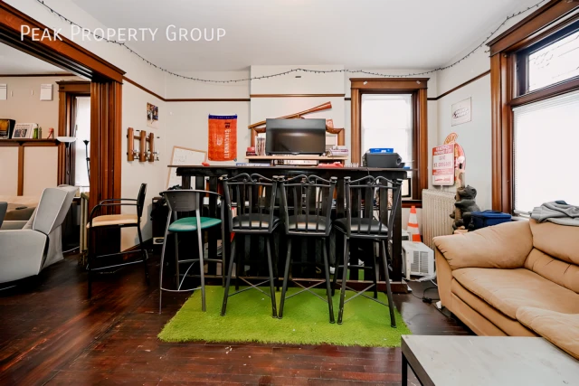 305 W. McMillan Street 3