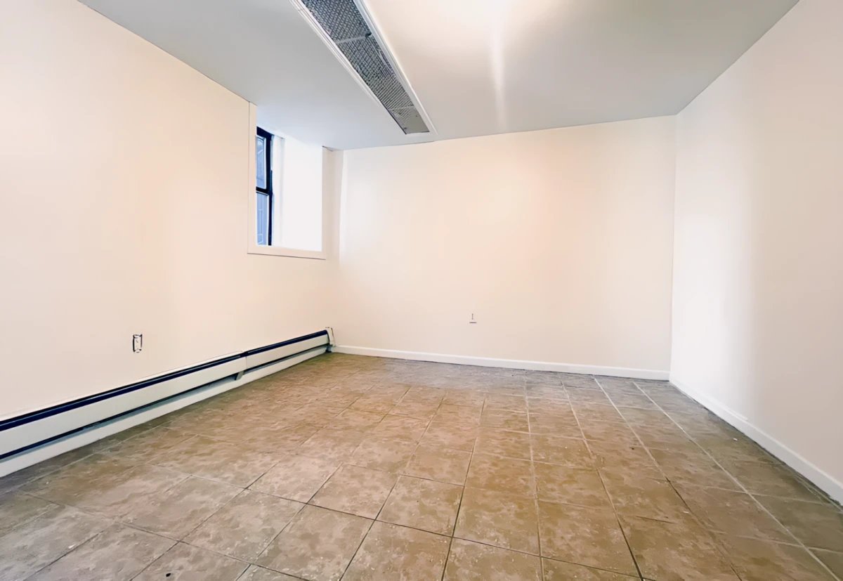12 Pinehurst Ave - New York student accommodation - 4 Beds 2 Baths