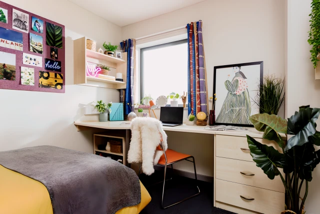uhomes.com | Student Accommodation, Housing, Flats, Apartments for Rent