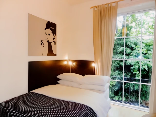Cartwright Gardens 28152# 1